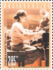 Magyar előadóművészek: 100 éve született Fischer Annie bélyeg